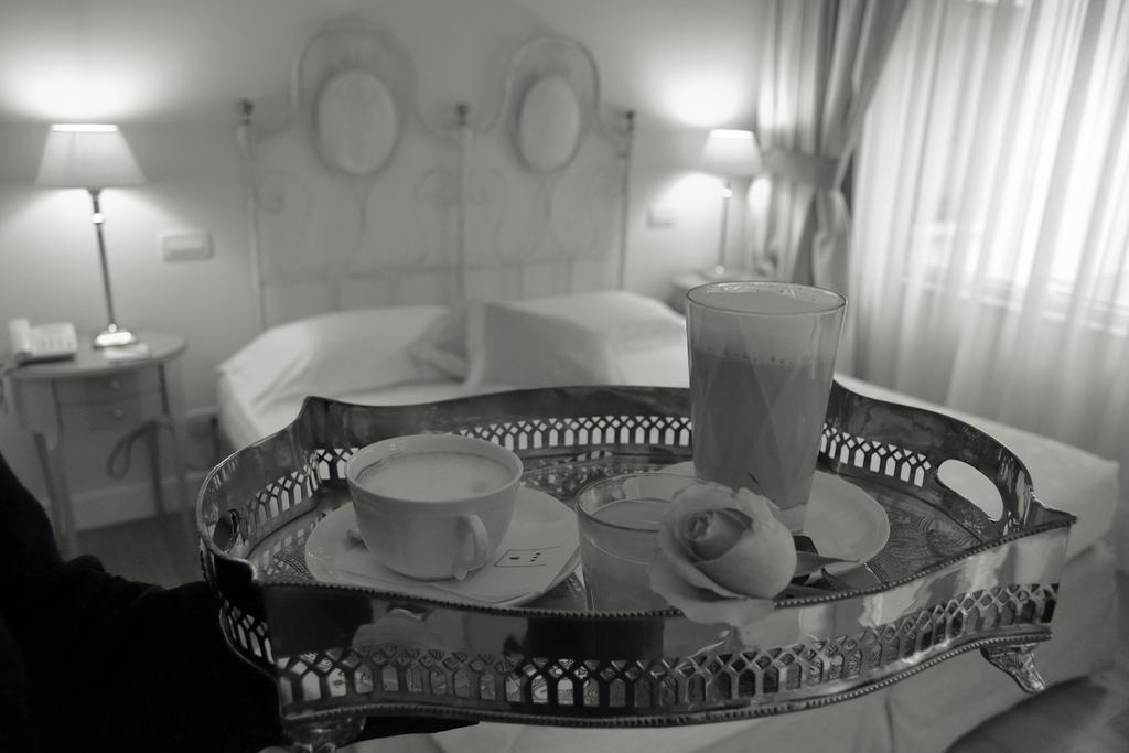 Hotel & Residenza 100 Torri อัสโกลีปิเชโน ภายนอก รูปภาพ